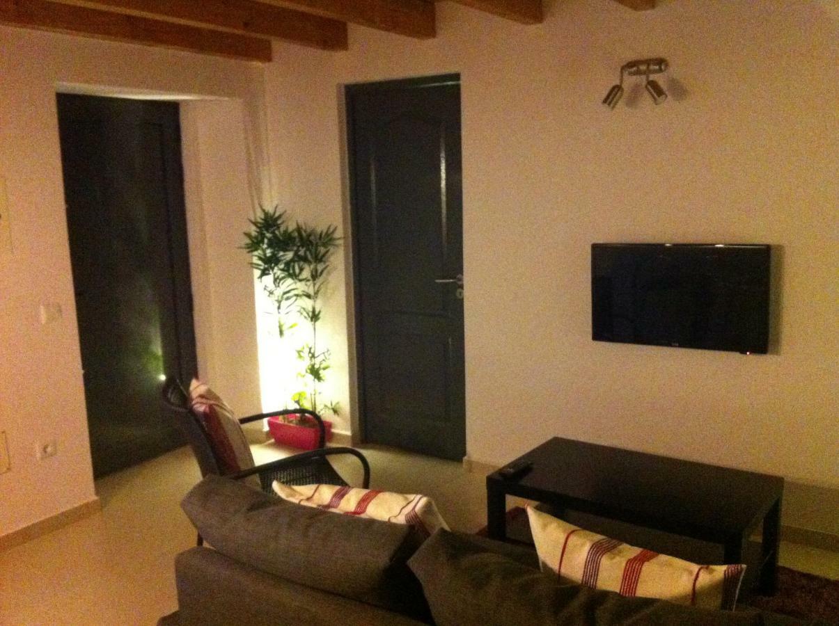 Lovely House *